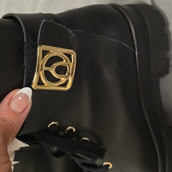 Wishbone Floria black  combat boots - Picture 2 of 9